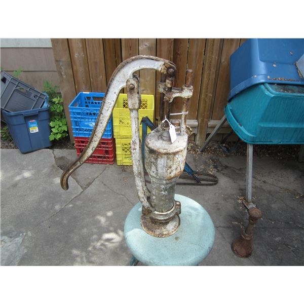 Antique Cast Iron Well Pump