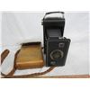 Image 2 : Vintage Jiffy Kodak Bellows Camera and Case