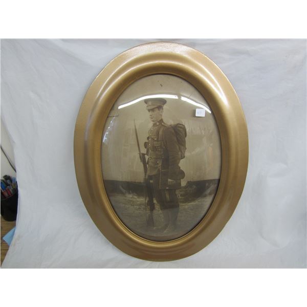 Anique World War 1 Soldier in Oval Gold Colored Bubble Glass Frame