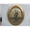 Image 1 : Anique World War 1 Soldier in Oval Gold Colored Bubble Glass Frame