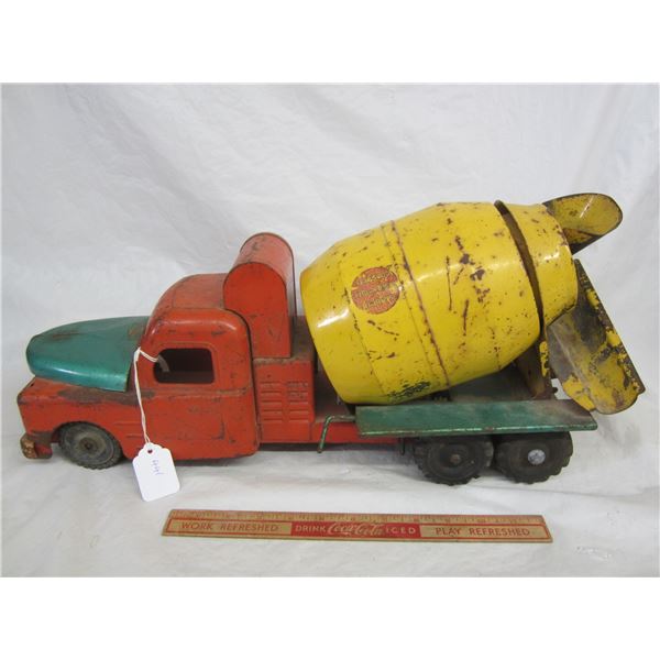 Rare Antique Structo Metal Cement Mixer Truck 1940's