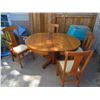 Image 1 : Round Oak Table and 4 Matching Chairs