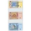 Image 2 : Lot of 3 notes from Ukraine. 2006 1 Hryvnia, 2005 2 Hryvni, 2005 5 Hryven. 2 notes Unc, one is AU. N