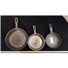 Image 2 : Vintage Set 3 Cast Iron Frying Pans