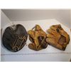 Image 2 : SET OF 3 VINTAGE BASEBALL GLOVES