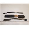 Image 1 : 2 Vintage Straight Razors