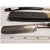 Image 2 : 2 Vintage Straight Razors