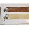 Image 2 : 2 VINTAGE RAZOR STROPS