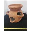 Image 3 : Lot Planters - 1 Ceramic