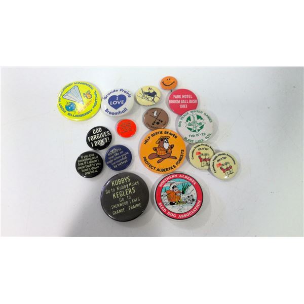 Lot of collectible vintage pin backs