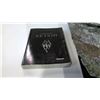 Image 3 : Elder Scrolls V Skyrim Official Game Guide and Map
