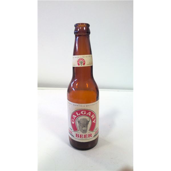 Vintage Calgary Export Lager White Label Bottle