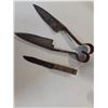 Image 1 : Antique set of sheep shears and anique knife
