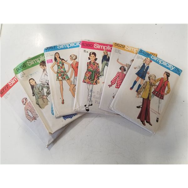 Lot of 6 vintage Simplicity Sewing Patterns