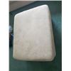 Image 2 : Off-White Ottoman