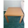 Image 5 : 2 Side Tables & Lamp