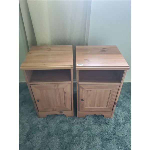 2 Matching Night Side Tables