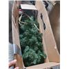Image 2 : Christmas Decor & Wrapping Paper/Boxes, 4ft Tree