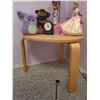 Image 4 : Side Table with Lamp, Ferbie, Puppy Plush, and Princess Figurine