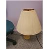 Image 3 : Vintage Small Office Chair & Lamp