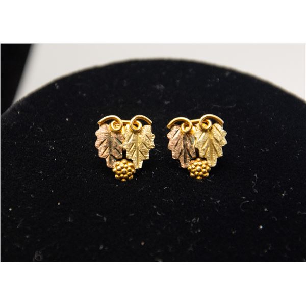 10K TWO-TONE GOLD EARRINGS, GRAPE LEAF PATTERN