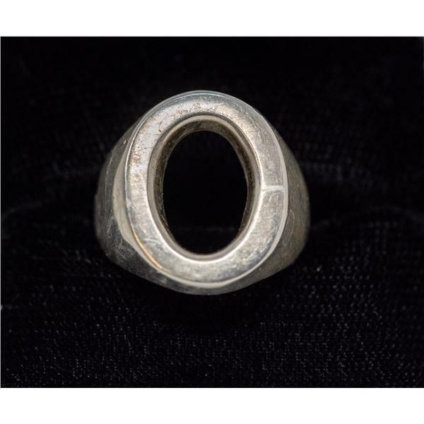 SILVER RING, OPEN OVAL, APPROX. SIZE 6
