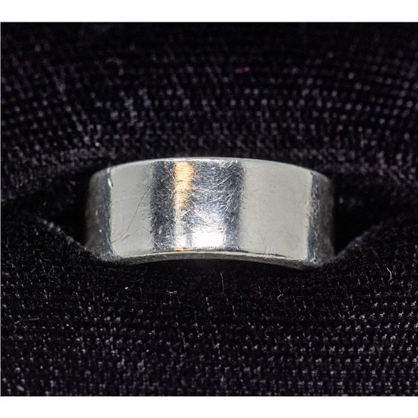 SILVER RING, SIMPLE BAND, APPROX. SIZE 6