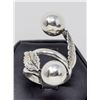 Image 1 : SILVER RING WITH BALLS AND LEAVES, APPROX SIZE
