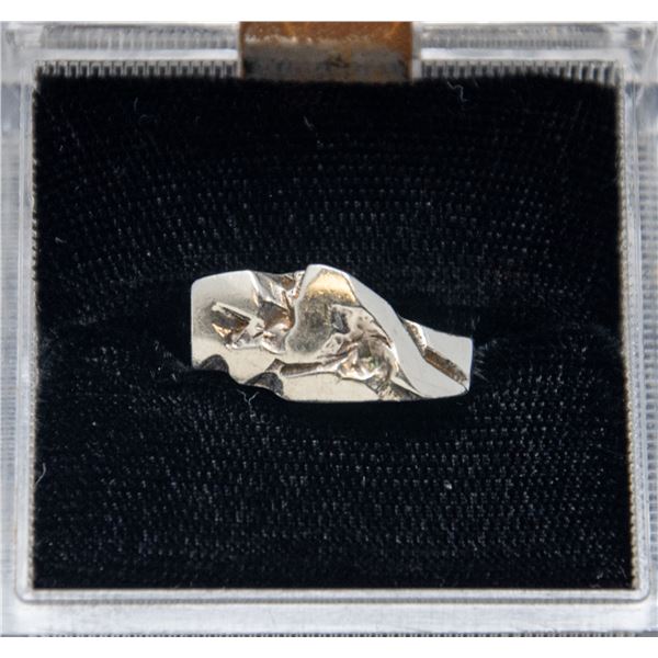 SILVER RING, BRUTALIST PATTERN, APPROX. SIZE 6