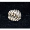 Image 1 : SILVER RING WITH STRIPED PATTERN, APPROX. SIZE 3