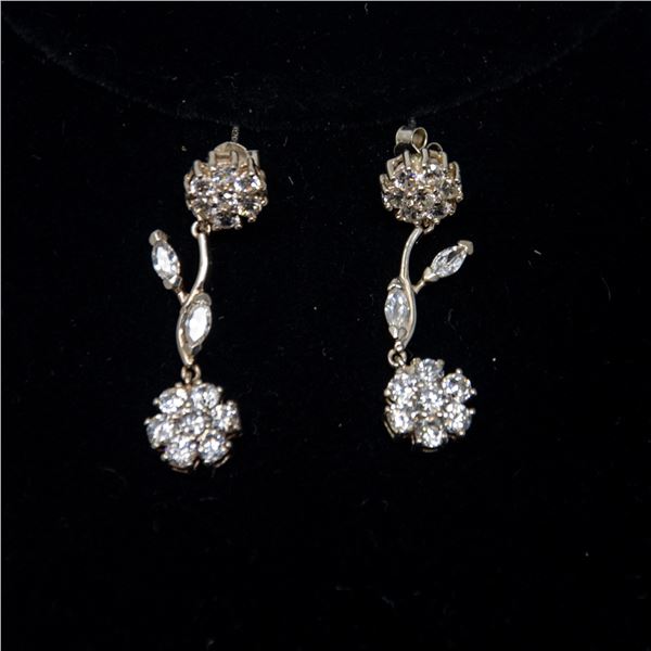 SILVER DROP EARRINGS WITH CLEAR STONES