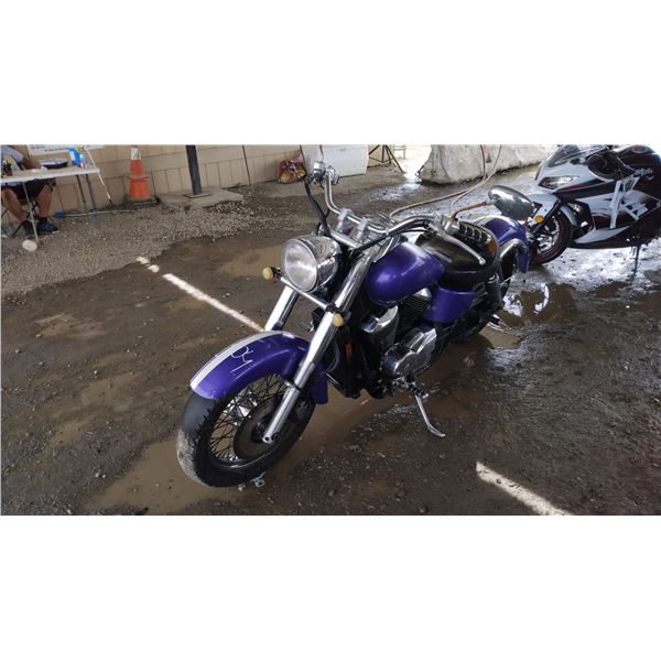 2001 Honda VT750