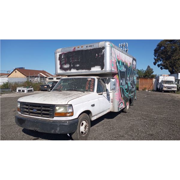 1997 Ford Box Truck