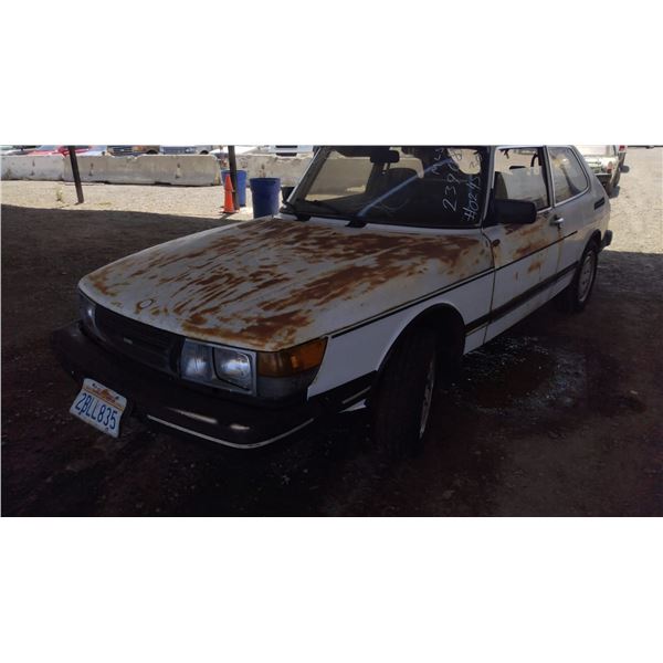 1985 Saab 900
