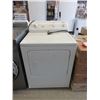 Image 1 : White Whirlpool Clothes Dryer