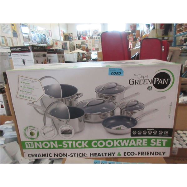 New 11 Piece Non-Stick Cookware Set