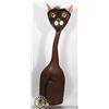Image 1 : TALL WOOD CAT STATUE