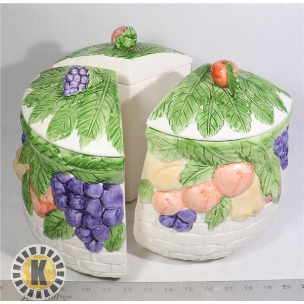 BOX WITH 6-PIECE WEDGE-STYLE DECORATIVE