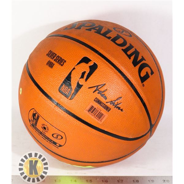 SPALDING SILVER SERIES OFFICIAL NBA BALL