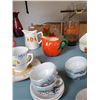 Image 3 : Antique Creamers & Tea Cups & Other Decorative Items