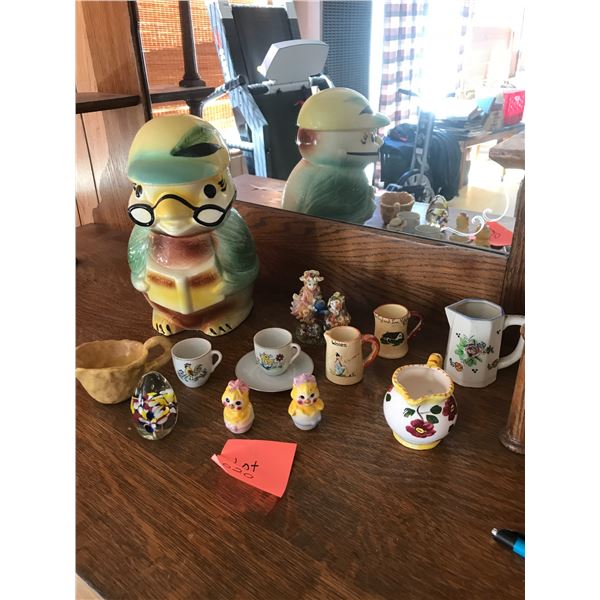 Vintage Robinson Ranbottom Collectable Cookie Jar, Creamers & Figurine