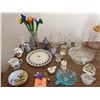 Image 1 : Various Vintage Decorative Items, Glass Flowers & Dishes