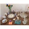 Image 2 : Various Vintage Decorative Items, Glass Flowers & Dishes