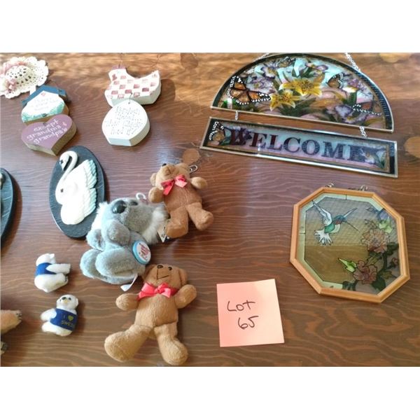 Swan Plaques, Glass Welcome Sign, Painting & Home Decor