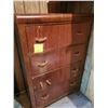Image 1 : Vintage Tall 4 Drawer Dresser