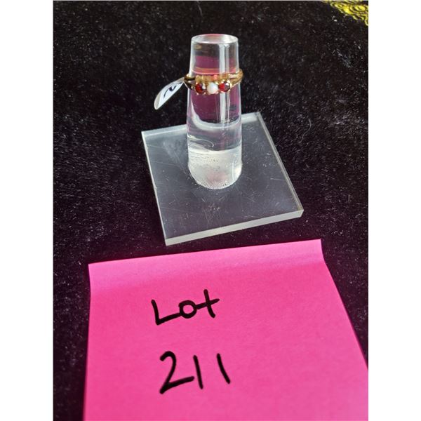 Ladies 10k Gemstone & Opal Ring