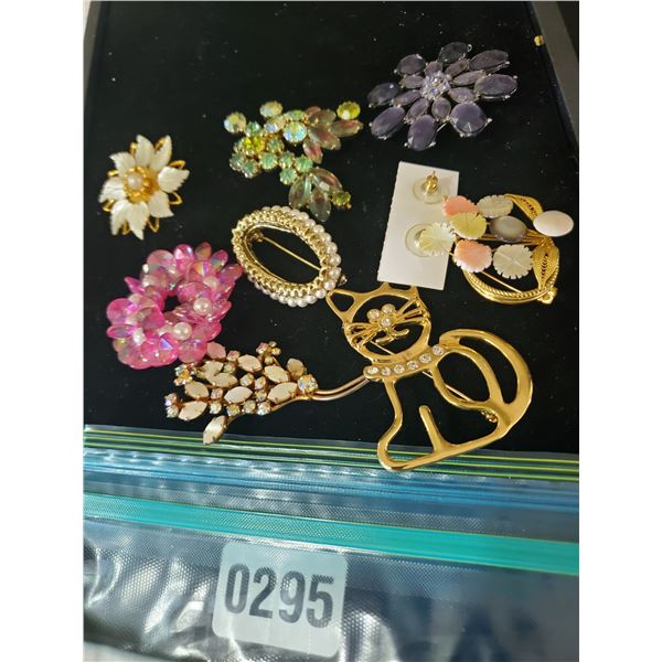 Assorted Brooches