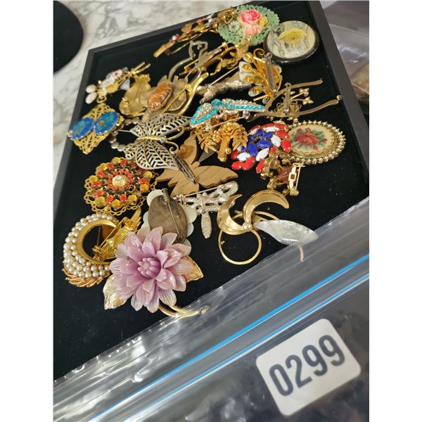 Assorted Brooches