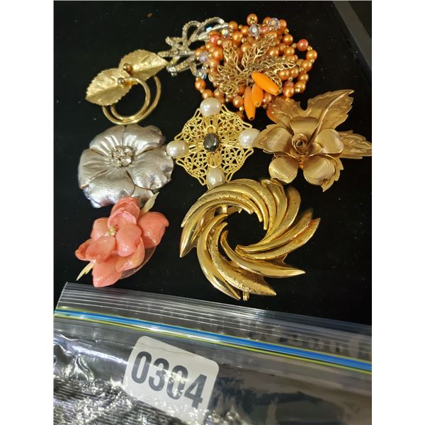 Assorted Brooches