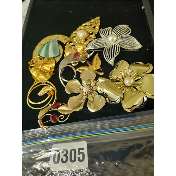 Assorted Brooches